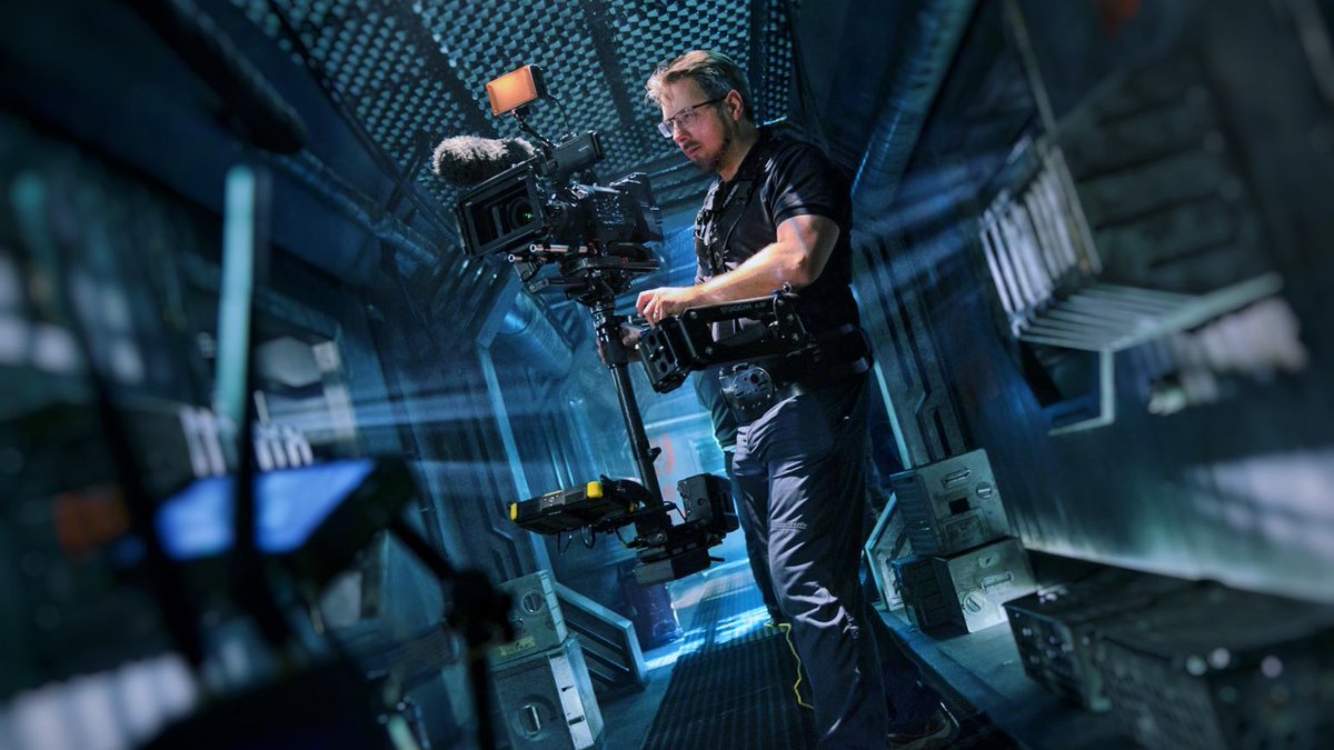 John E Fry tweet media