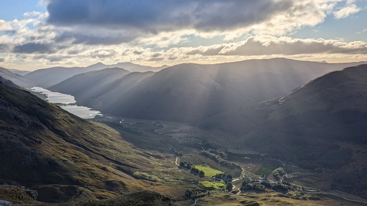 Scot_climber's tweet photo. An early start on Friday leaving Inverlochlarig at 7am with great views of Loch Voil &amp; Loch Doine as the sun rose.  Was chilly in the north wind with a few light snow showers as revisited  Beinn Tulaichean and Cruach Ardrain for the 1st time in 33 years.  Where does the time go? https://t.co/lcUKfqV6he