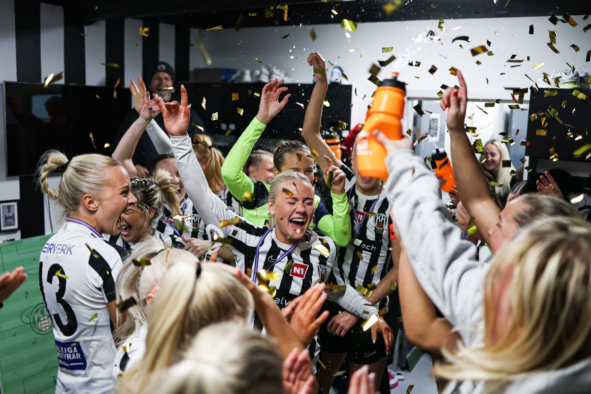 LENGJUDEILDIN bíður okkar á næsta tímabili 🤝
Til hamingju stelpur og þjálfarateymi, þið eruð geggjuð 🖤🤍 
Til hamingju allir KR-ingar • planið tókst 100%