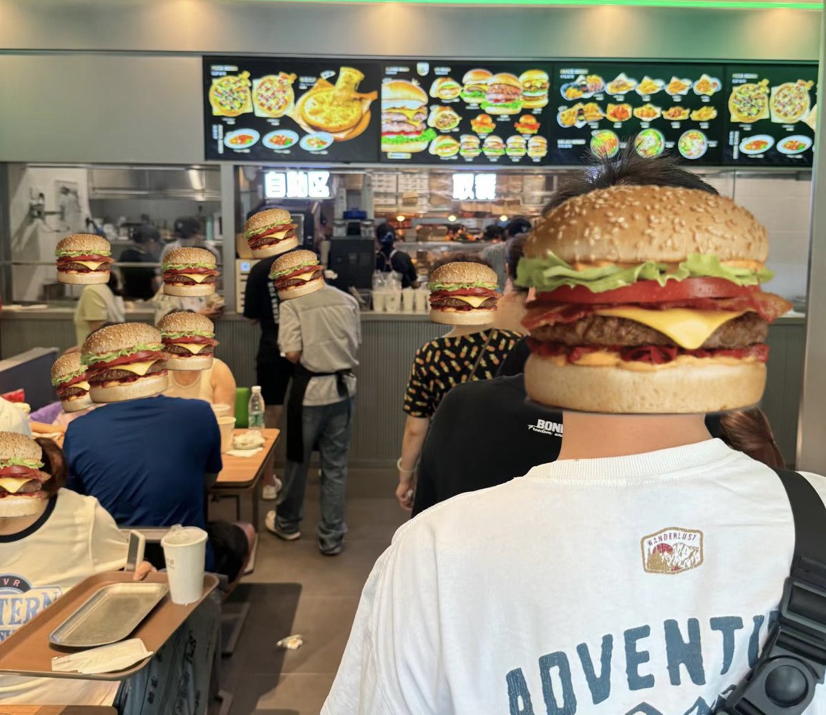 X_Cryptoburger's tweet photo. @cb_doge $468,000,000,000 billion burgers. https://t.co/KU4GpGgINd