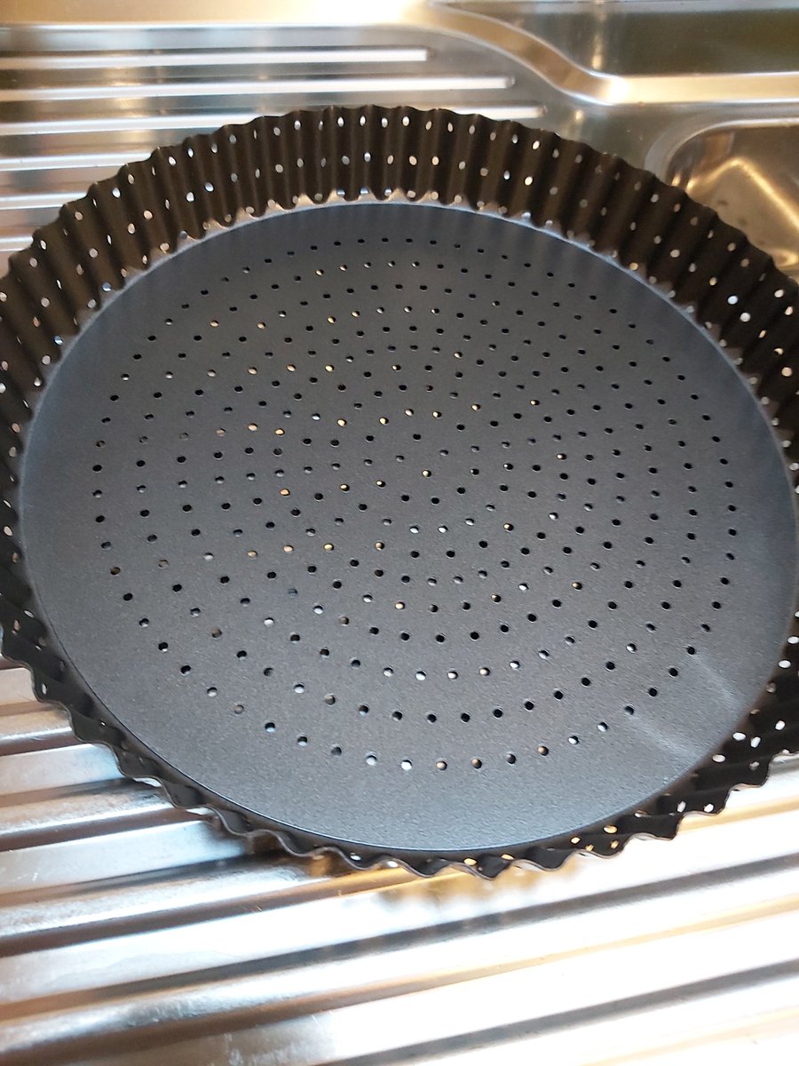 kamfinsa's tweet image. My Cheese and Onion Tart; not up to #GBBO standards, but thanks to this miraculous tin from @LakelandUK (the perforations help the pastry case dry out, even with blind baking, and make it easy to release), NO SOGGY BOTTOM! #WeekendBaking #baking