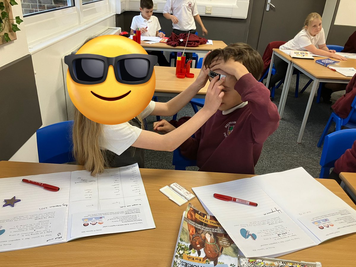 Our <a href="/MMY4/">mohd mahyudi</a> scientists have been investigating temperature this week - reading scales and learning about the importance of accurate measurements #MMScience #Loveoflearning