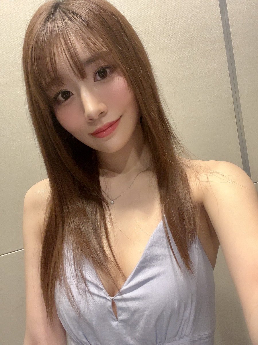 河北彩花 tweet media