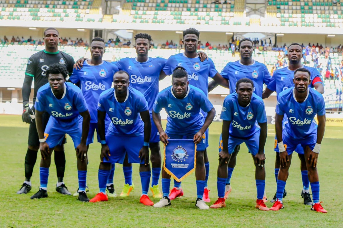 MickyJnr__'s tweet photo. Rivers United v Enyimba FC should be a cracker too. 🔥 

Kick-off at 14:00 hours GMT! 

#africanfootball https://t.co/ngT5uSnv8Q