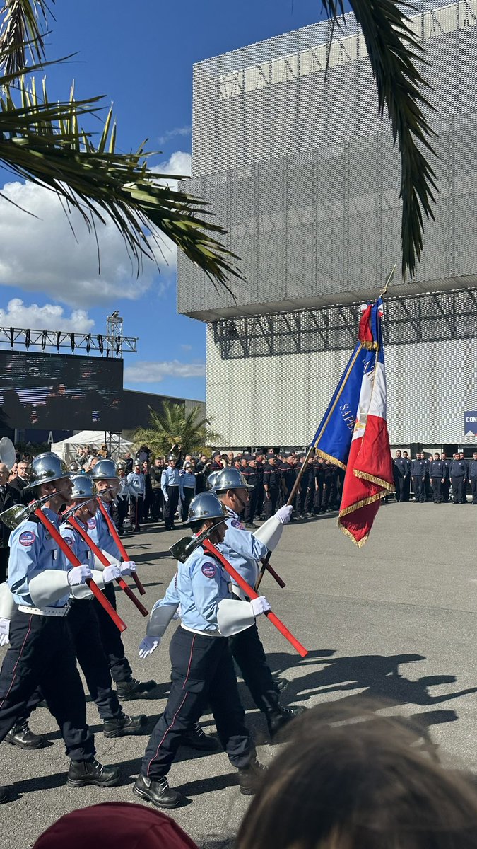 maxencediry's tweet image. #Mâcon2024

Magnifique @cnspf2024 qui s’est clôturé hier à @VilleDeMacon 🤩

Un plaisir d’avoir pu être #bénévole pour cet événement majeur chez les @PompiersFR et les acteurs de la @SecCivileFrance 👨🏻‍🚒⛑️

Des moments inoubliables qui resteront gravés à vie 😁