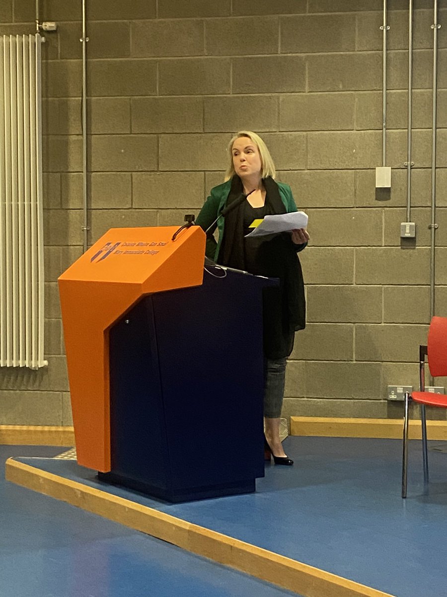 Gaeilge i nDámh an Oideachais CMgS tweet media