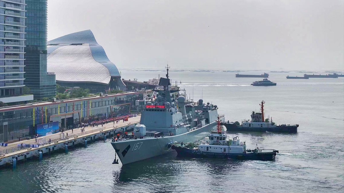 thisisGBA's tweet image. ⛴️On September 28, at 10:13 AM, the Chinese #navy’s Type 051B destroyer #Shenzhen docked at the Shekou Cruise Homeport in Nanshan District, Shenzhen.⚓In celebration of the National Day, it will open to the public on October 1-2 (reservation required).

As the first #warship