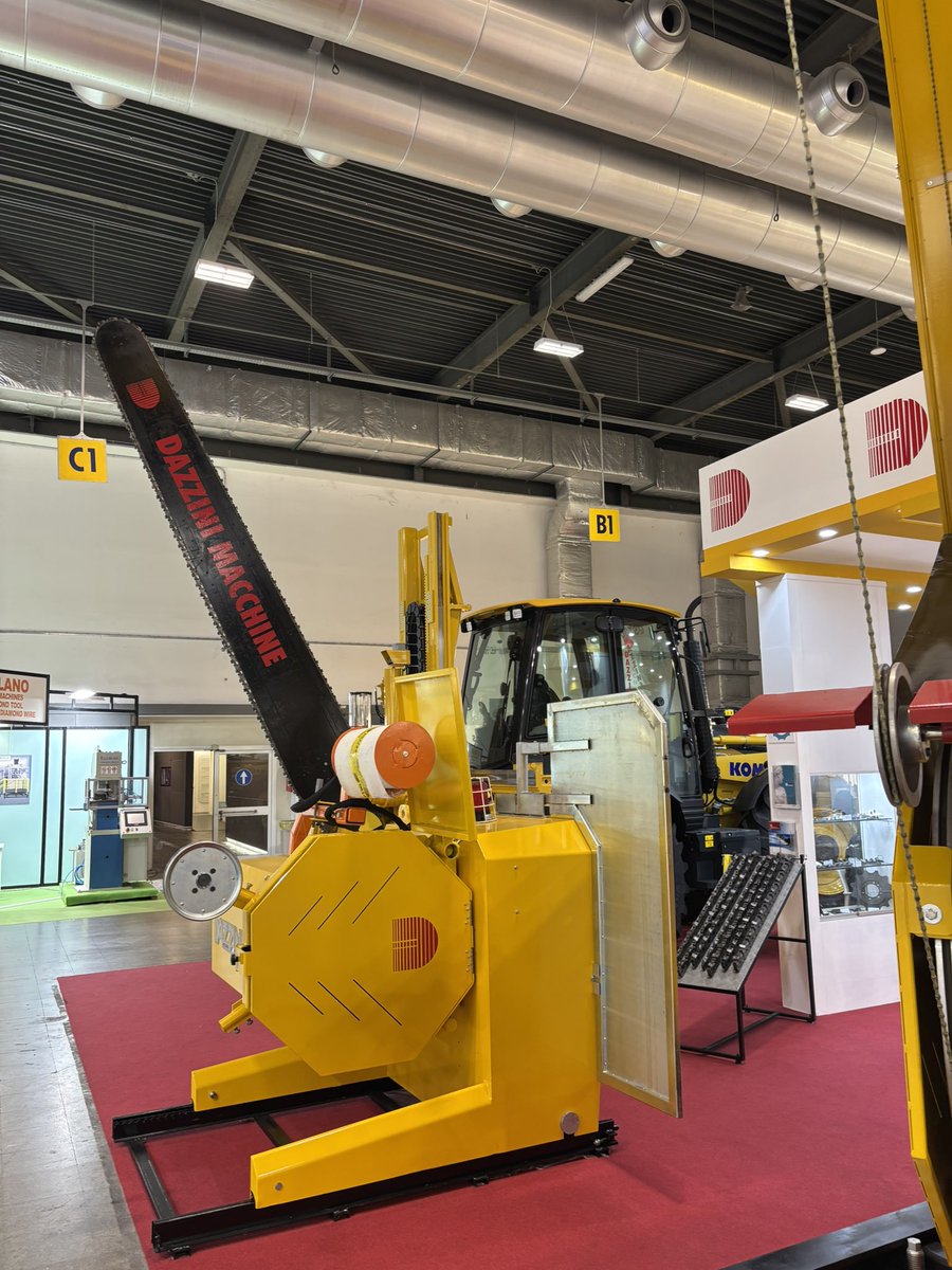 EssalhiStone's tweet photo. We are proud to have successfully participated in Marmomac 2024, the world’s premier event for the natural stone industry.
#Marmomac2024 #DazziniInnovations #StoneIndustry #QuarryingSolutions #SustainableTech #Batimac #Stoneconsulting #Essalhistone #Greensolutions https://t.co/5jAr8EgTgn