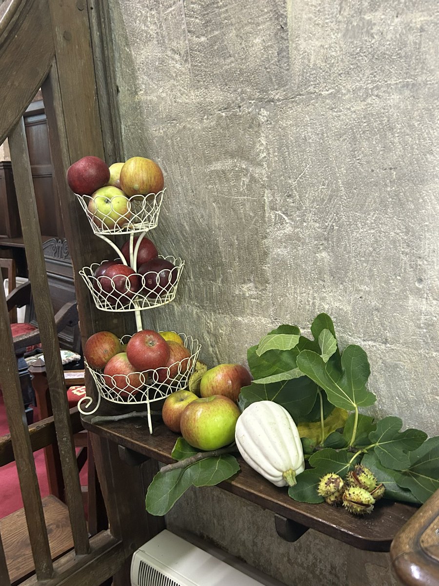 WickhamfordCofE's tweet photo. Benefice Harvest Service at St John’s, Wickhamford. Welcome to St Mary’s Childswickham who join our benefice! #harvest #beneficeservice @CofEWorcester https://t.co/Y9PIKpQVjP