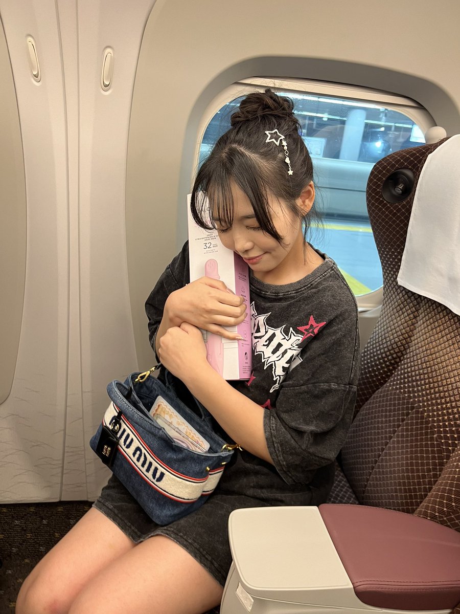 プレゼントありがちょん🎁 https://t.co/MbLZEEWK3u
