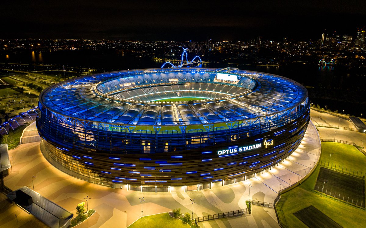 Tonight, we're shining a light on National Police Remembrance Day. 

Our lights turned blue to honour <a href="/WA_Police/">WA Police Force</a> who protect and serve the community and pay tribute to those officers whose lives have been lost in the line of duty. 💙