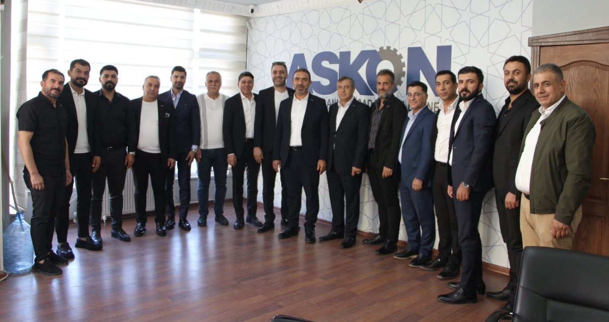askonbatman's tweet photo. 5.Olağan genel kurulumuzu gerçekleştirdik.
Tekrar güven tazeleyen Başkan @selmannasiroglu’na ve yeni dönemde görev alan yönetim kurulu üyelerimize başarılar diliyor,önceki dönem görev yapmış yönetim kurulu üyelerimizede teşekkür ediyoruz.
@Askon 
#millikalkınmanıngüçlüadı https://t.co/vMHwDPzpxf