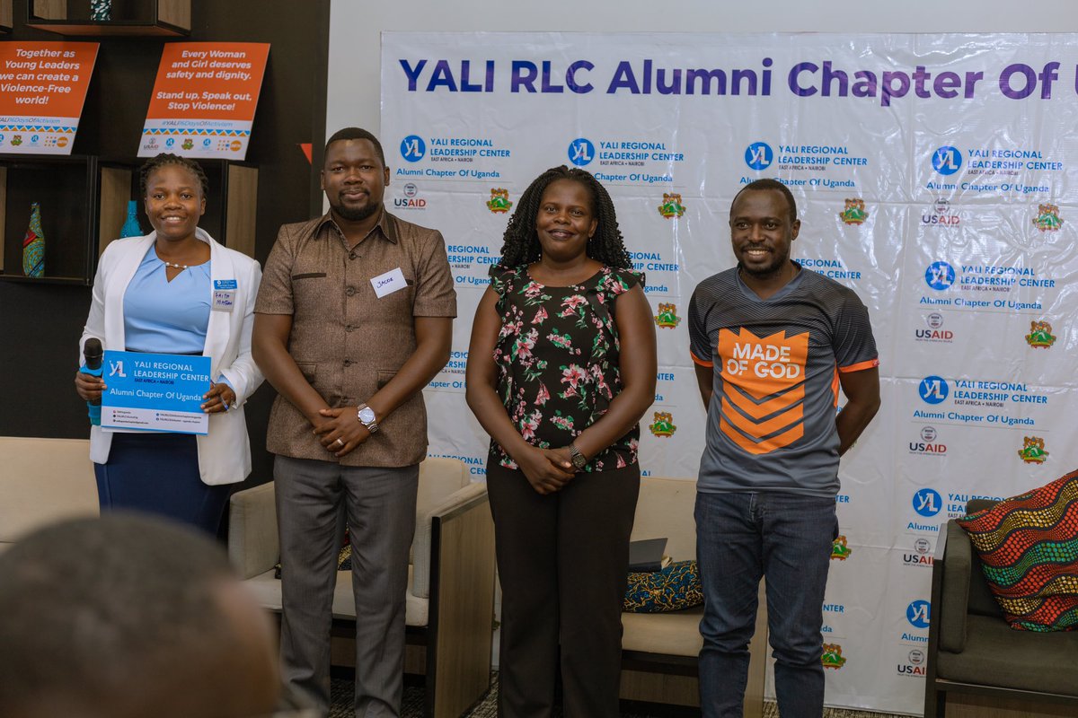 Fmairah1's tweet photo. At @YALIRLCAlumniUg we do not underestimate the power of networking among our diverse 764 alumni community across the country especially with the key partners across the different sectors. 

Last Thursday with support from @USAIDEastAfrica through @YALIRLCEA , we held an Alumni Networking and Stakeholder Engagement Event at @OnomoHotels Kampala. This event brought together alumni, government agencies, development partners and private sector partners in business.

It was a day filled with learning, unlearning and relearning on how to better ourselves and the ventures we operate. The icing on the cake was the alumni exhibitions of great products they made. 

I want to say thank you to all our alumni and partners that honored our invitation. To more collaborations and impacting lives together.

#YALIUgNetworking