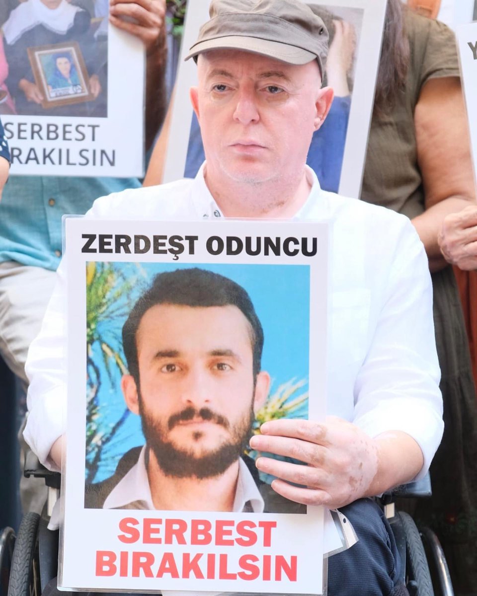 mazcan47's tweet photo. Bırakılsın @DEMGenelMerkezi 
@avalibozan 
@meraldanis 
@Basak__Demirtas 
@leylazanainfo https://t.co/cHjsNxphMA