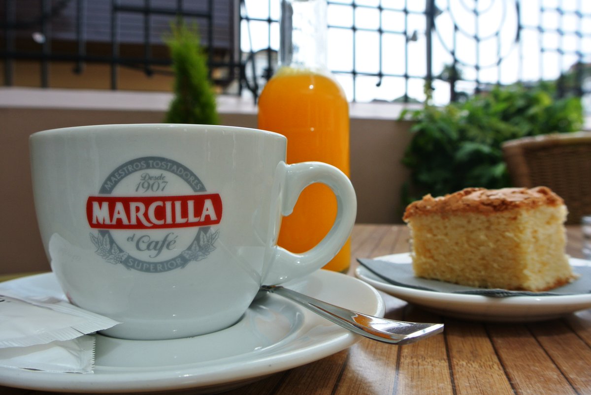 hotelreysilo's tweet photo. Rey Silo GastroBar en #Pravia.
Desayunos de domingo al sol en nuestra terraza.
📍 Parque Sabino Moutas, 2. https://t.co/xsNaW9ss13