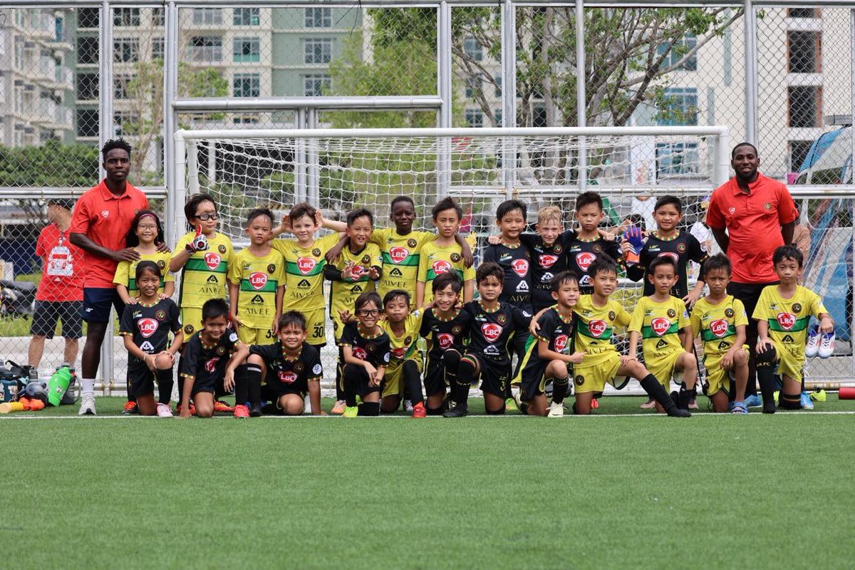 KayaFCAcademy's tweet photo. CHAMPIONS!!! Congratulations to U9 Kaya Yellow for finishing YFL season 2 as champs and Kaya Black for taking 3rd place plate! Keep working hard and enjoying the game! UNA KAYA 💛🖤 https://t.co/pYzPOfHYJF