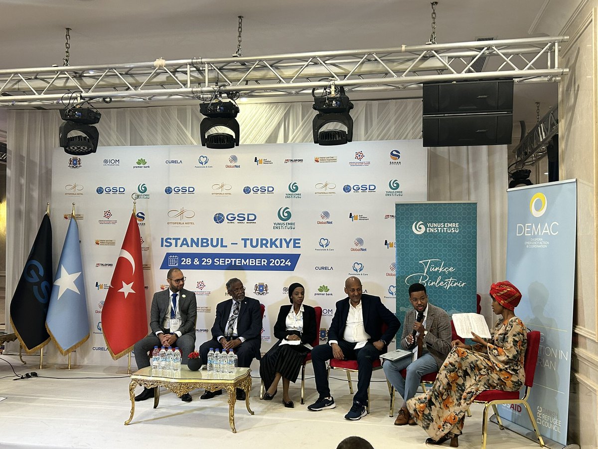GlobSomDiaspora's tweet photo. Our distinguished set of panelists discussed the effects of climate change on the homeland and the ways in which the diaspora may help alleviate the problems that it has brought on the communities, as moderated by @SagalAbas #10YearsGSD https://t.co/HbOhlJsj8N