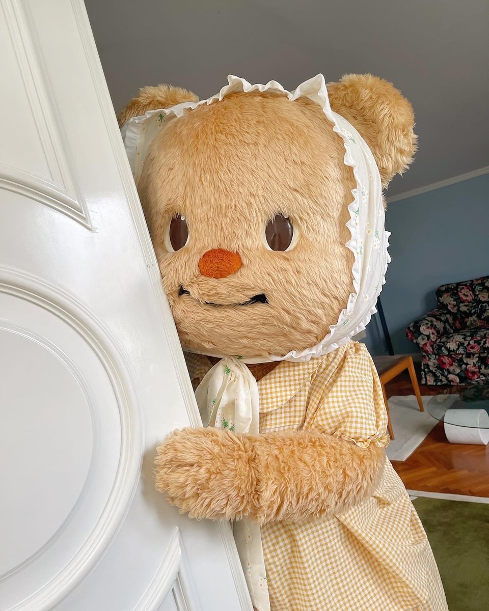 butterbear_kr's tweet photo. [ 버터베어의 잠들기 전 루트 최초 공개 ]
🛀 뽀독 씻는다 
🪞외모 췍~을 한다
📷 셀카 백장 찍어서 공유한다 x 10 https://t.co/O4bVQAUJMO