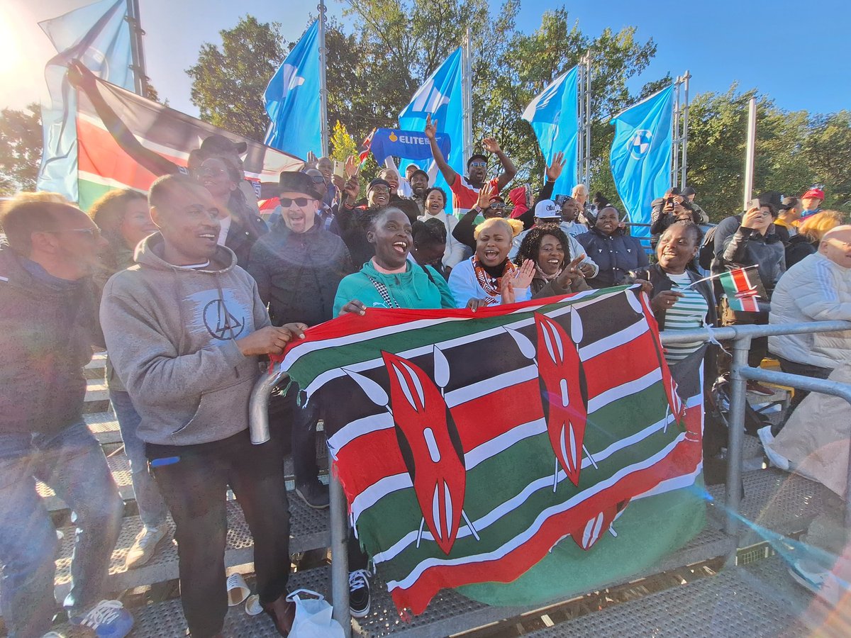 ntvkenya's tweet photo. Kenyan fans in Germany cheer their compatriots in #BerlinMarathon2024.

#LetsGoKenya https://t.co/OjHc7JdyXm