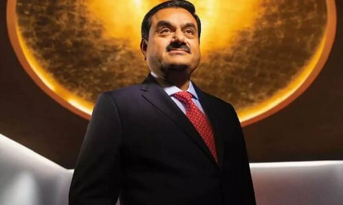 🚨 Indian chess grandmaster R Praggnanandhaa says "Adani Group has been supporting me since last one year to whom I've been truly grateful"

He said he also met Gautam Adani Sir at the start of the year and he said that I should get a gold for India this year.

"I am truly