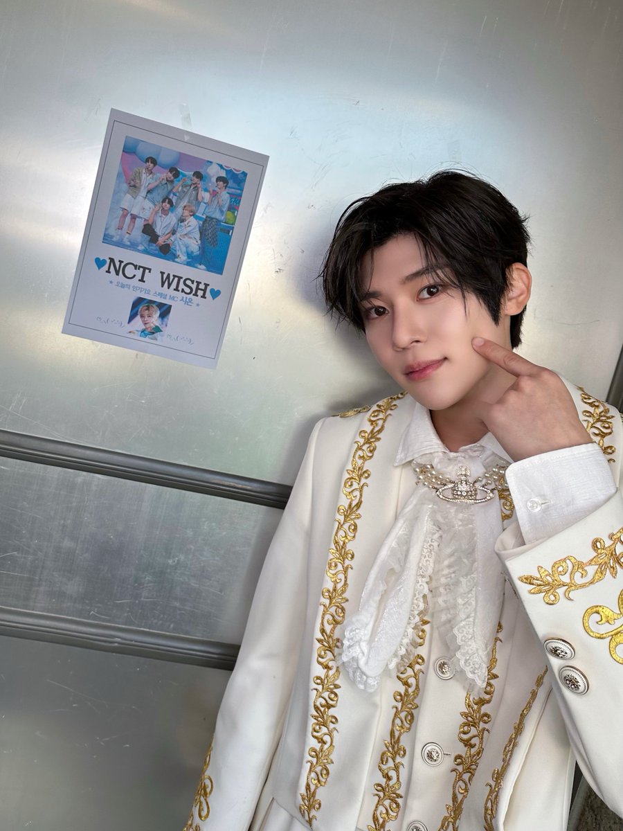👑 𝓢𝓹𝓮𝓬𝓲𝓪𝓵 𝓜𝓒 #SION #SION #시온 #シオン #NCTWISH #Steady