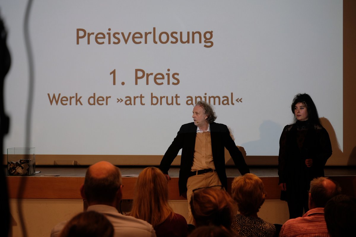 DusseldorferD's tweet photo. #artbrutanimal #checkyourdogma #wirsindda #DAArtAward
alle Infos zum Award hier: https://t.co/fxsCyT9ySj https://t.co/T9mmMK6yDg