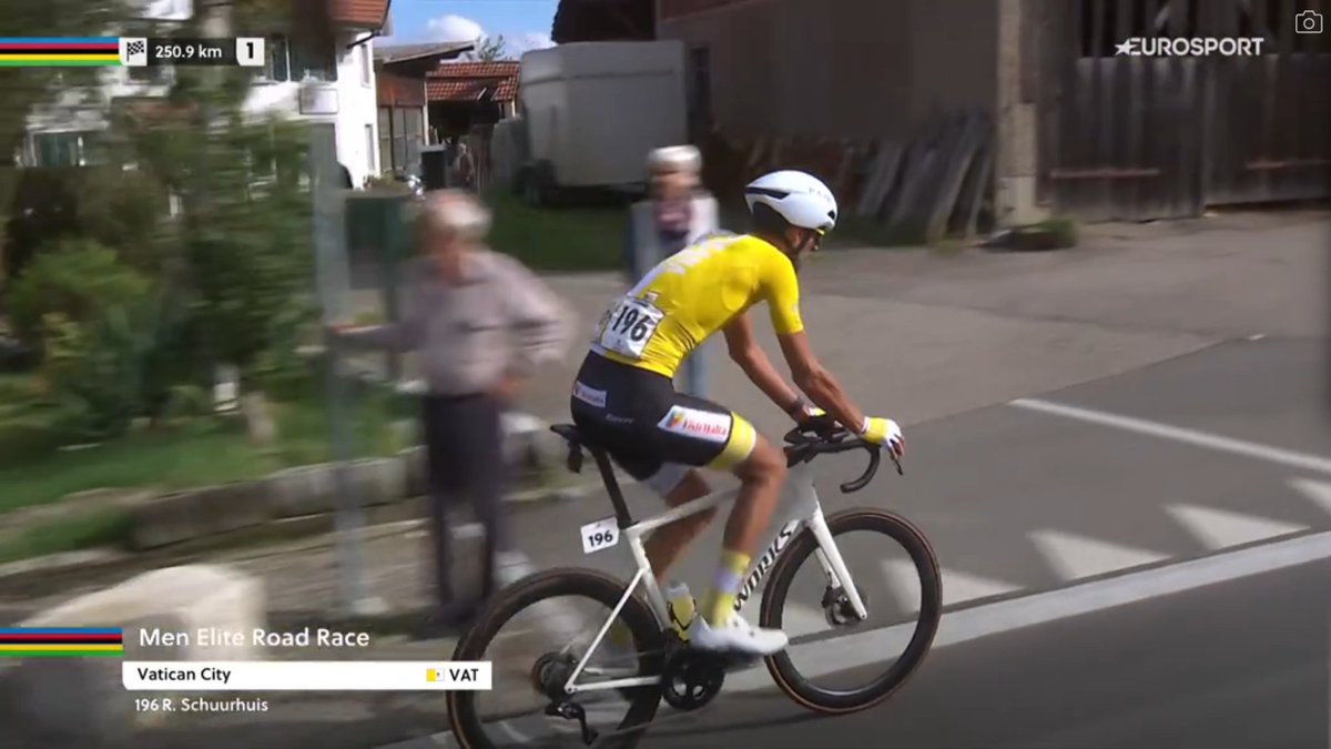 Mihai Simion tweet media