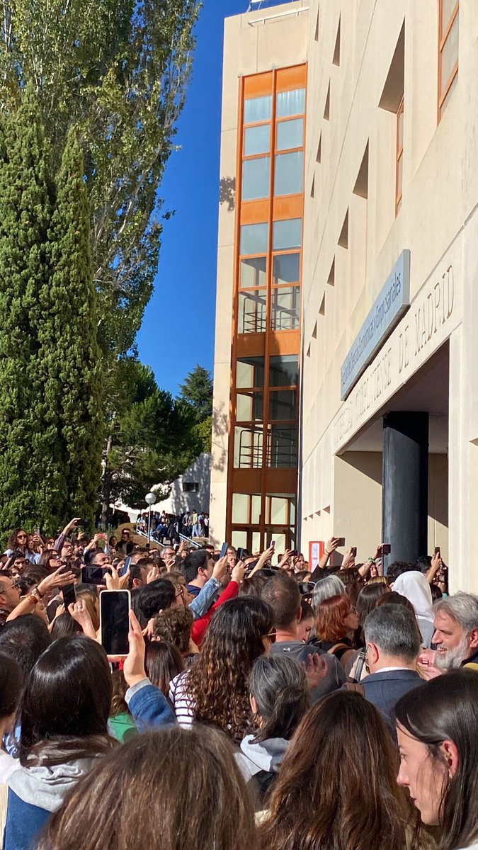 A mi hoy me da profunda vergüenza ser trabajadora de <a href="/rtve/">RTVE</a> Ánimo opositores!!