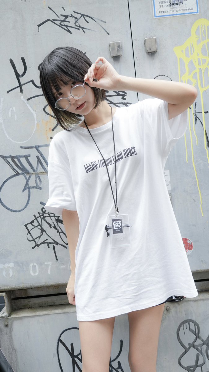 ▽CLAW▽ より新作発売✨
モデル担当させていただきました！

生地が柔らかくてシワになりにくく
男性の方でもゆとりを持って
着られるのが特徴です！

まだまだ暑い日もありますので
この機会にぜひお手に取ってみてください！

▽Store▽
https://t.co/QEq4jThB8V https://t.co/e9eQEeeaEw