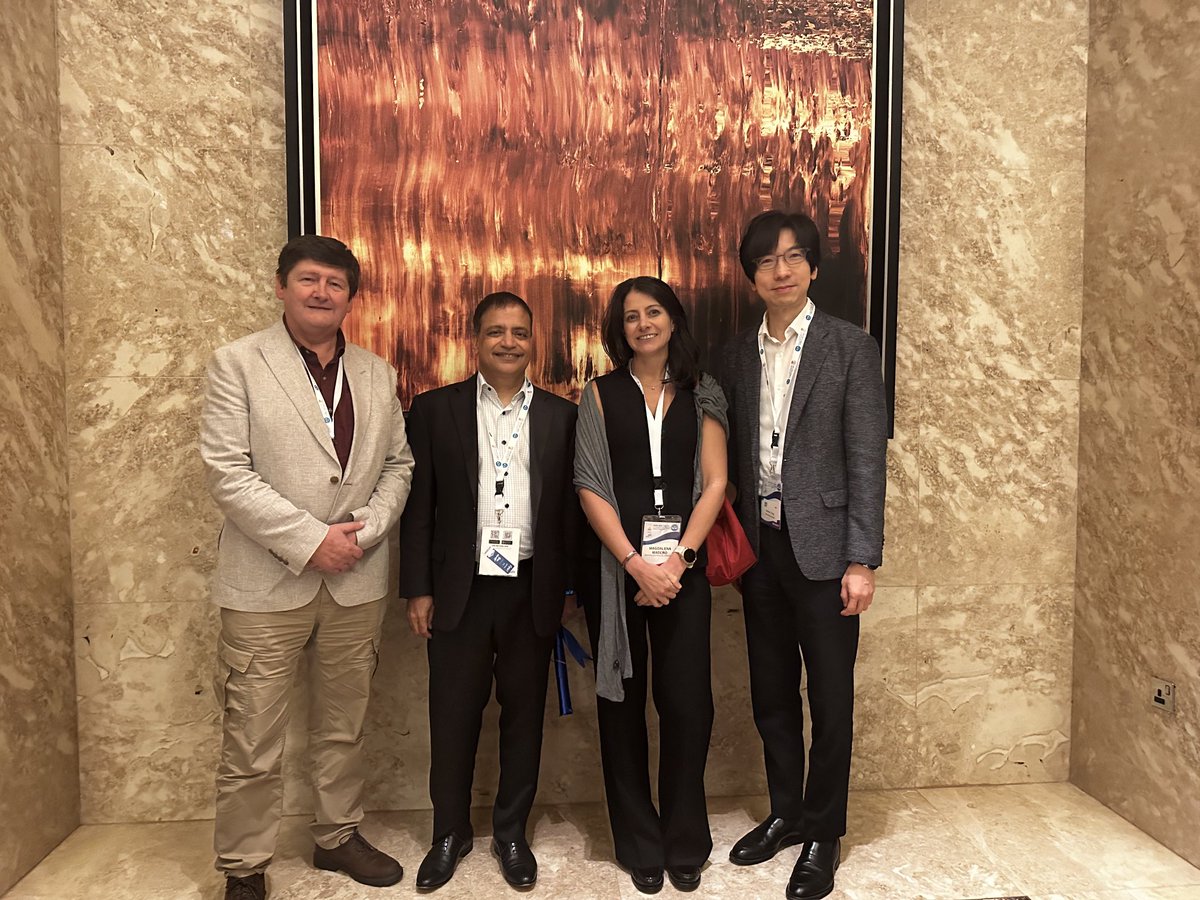 Rajnish Mehrotra (@rajmehrotra1122) on Twitter photo Nice meeting some of members of <a href="/JASN_News/">JASN_News</a> editorial team at Dubai <a href="/ISPD1/">Int. Soc. for Peritoneal Dialysis</a> <a href="/ISPDCongress/">ISPD 2026 Cape Town Congress</a> #ispd24 <a href="/ASNKidney/">American Society of Nephrology</a> Nice meeting some of members of <a href="/JASN_News/">JASN_News</a> editorial team at Dubai <a href="/ISPD1/">Int. Soc. for Peritoneal Dialysis</a> <a href="/ISPDCongress/">ISPD 2026 Cape Town Congress</a> #ispd24 <a href="/ASNKidney/">American Society of Nephrology</a>