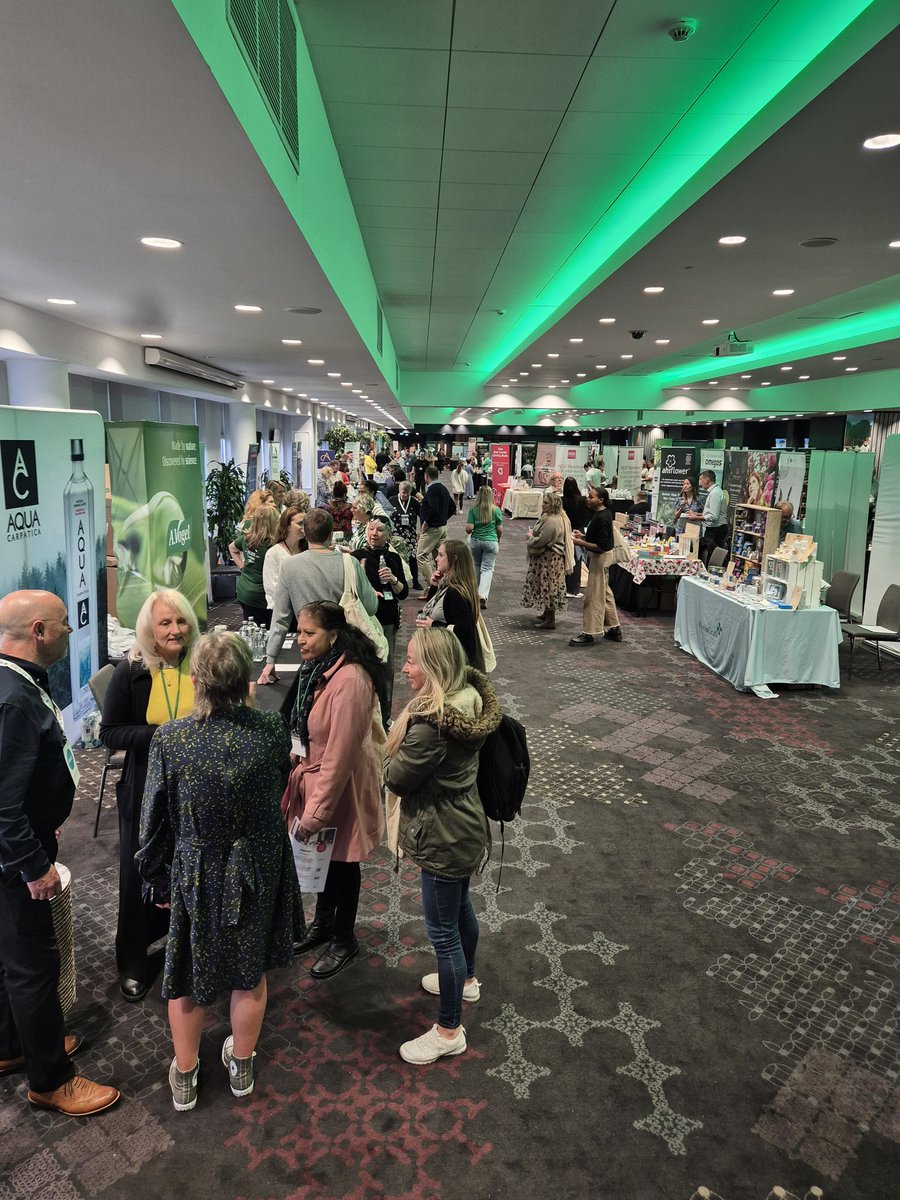 HFBmagazine's tweet photo. A busy start to today's #nhtsummit! π https://t.co/KEN0XxU343