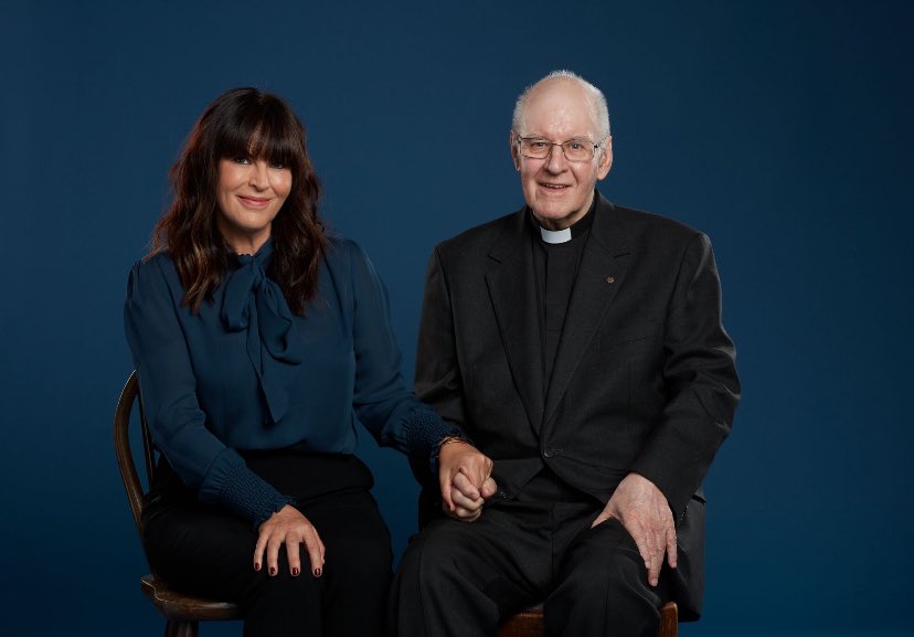 Important, powerful new documentary from <a href="/alzheimerssoc/">Alzheimer's Society</a> &amp; <a href="/Channel4/">Channel 4</a> with the wonderful <a href="/AnnaRichardso/">Anna Richardson 🏳️‍🌈</a> showing the devastating impact of dementia.  Please watch Anna Richardson: #LoveLossAndDementia this Wed 2nd Oct at 10pm on C4.