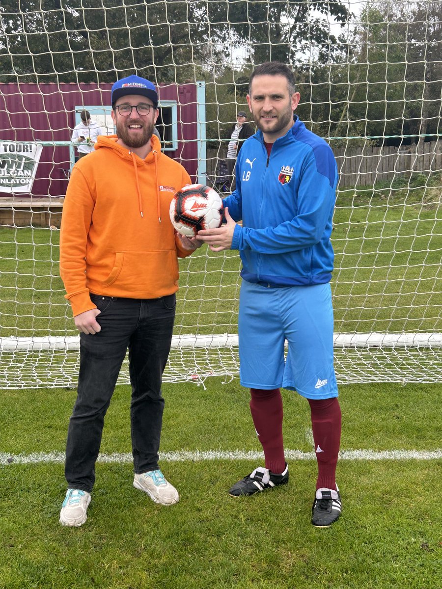 Big shout to our match ball sponsor ⁦<a href="/MitchellDigiWeb/">Mitchell Digital</a>⁩