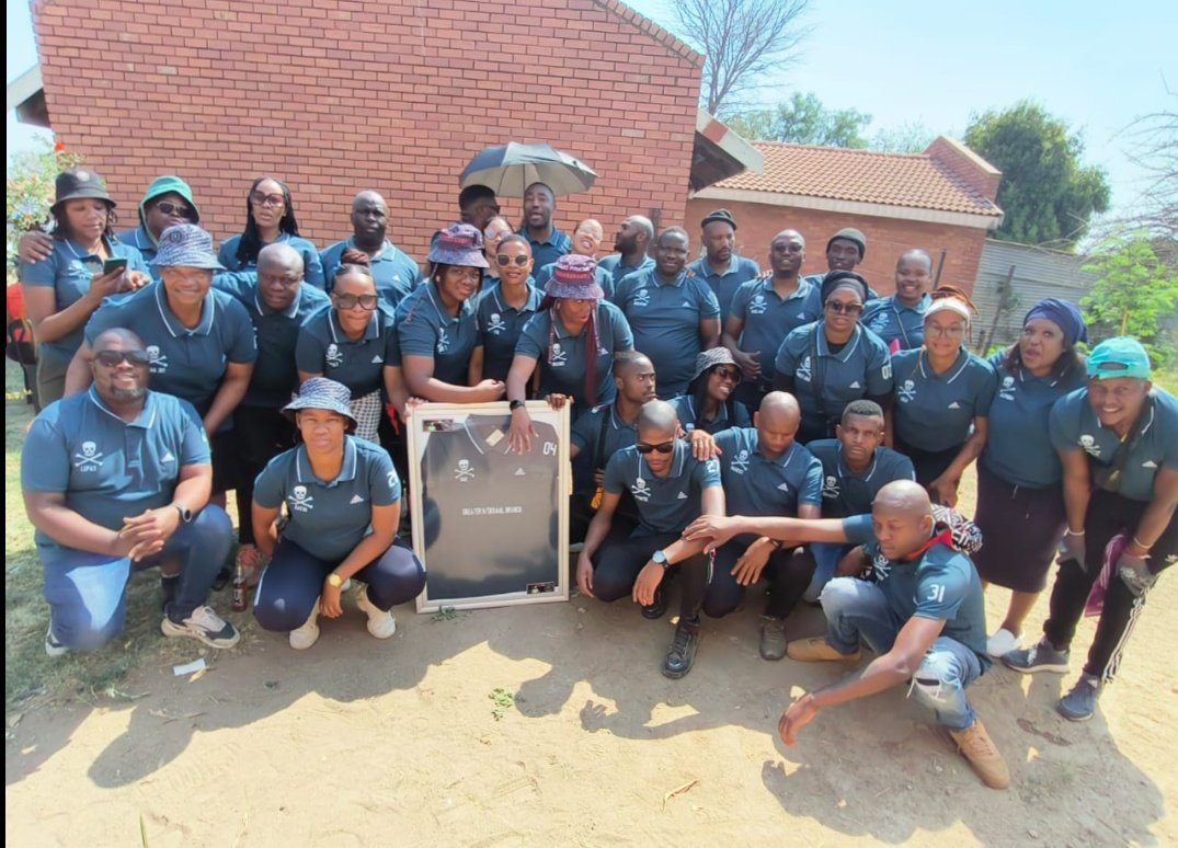 It's a match day. All the best to the mighty buccaneers ☠️