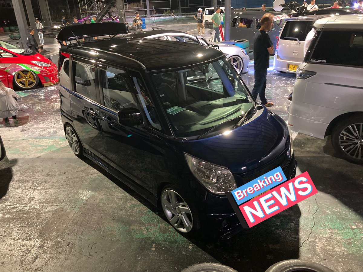 quad_yu_suke's tweet photo. SHOWTIMEお疲れ様でした🙇‍♂️
自分の通勤車レベルアップ😂

後ほど詳細載せます🙆‍♂️

車内音質審査なのにほぼ関係ないトランク作ってました🤣
ルーフ、前後バンパー、サイドミラー、サイドステップ塗って、足回りやって、オーディオ作ってを注文から全部で２週間🥹

あ、3位でした🙇‍♂️ありがとうございます🙇‍♂️ https://t.co/TA8UVrTTmD