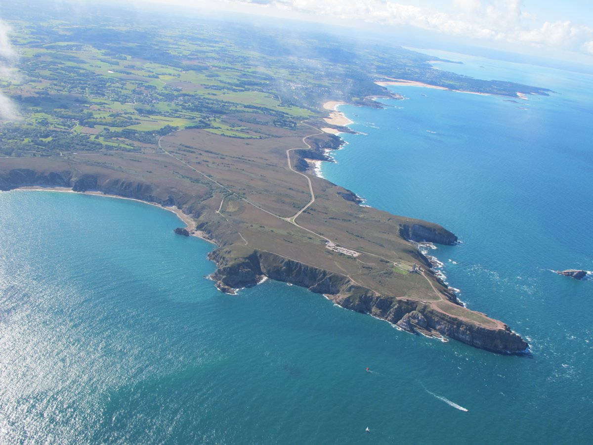 captainloac's tweet image. #CapFréhel #Bretagne #DA40 @france3Bretagne