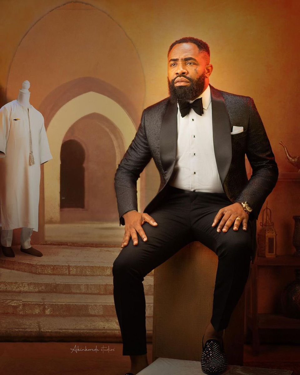 OfficialArole's tweet photo. Thank you Jesus. 
Today is the day of CORONATIOn…..
Today marks the beginning of a a NEW.
Today I enter full time ministry. 
Jesus thank you for choosing ME!!!!! https://t.co/2tipdZYH1Q
