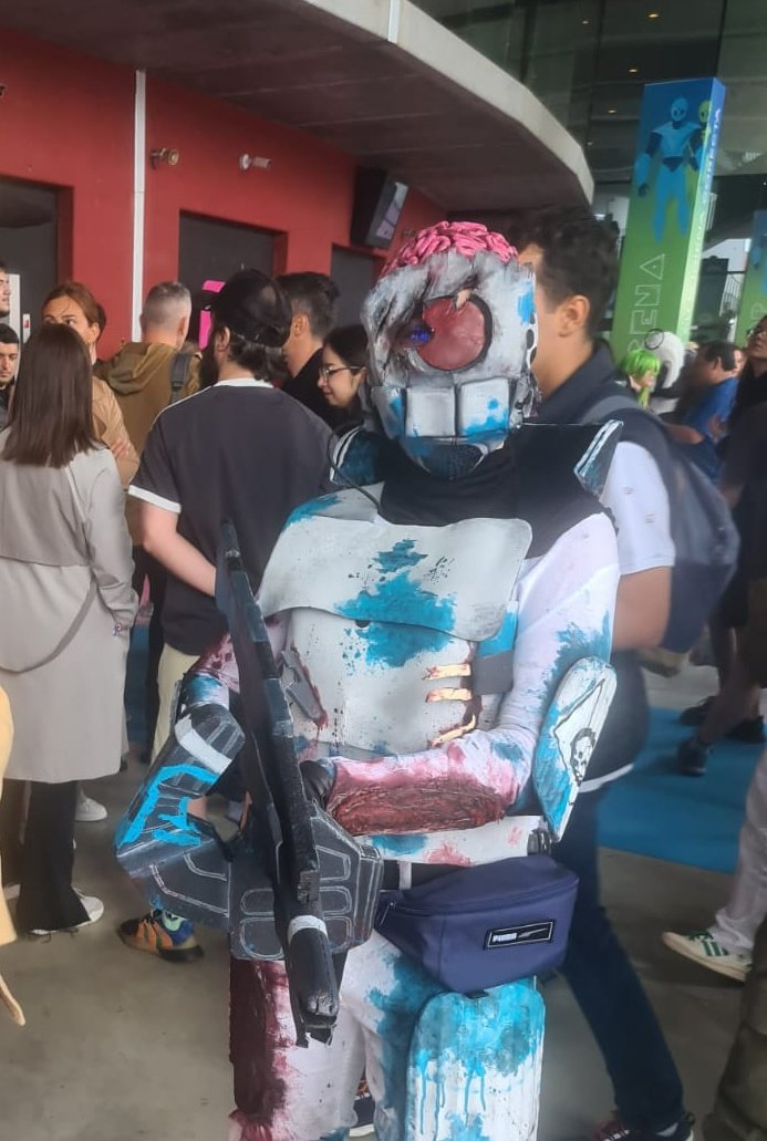 #2 Strider fanatic tweet media