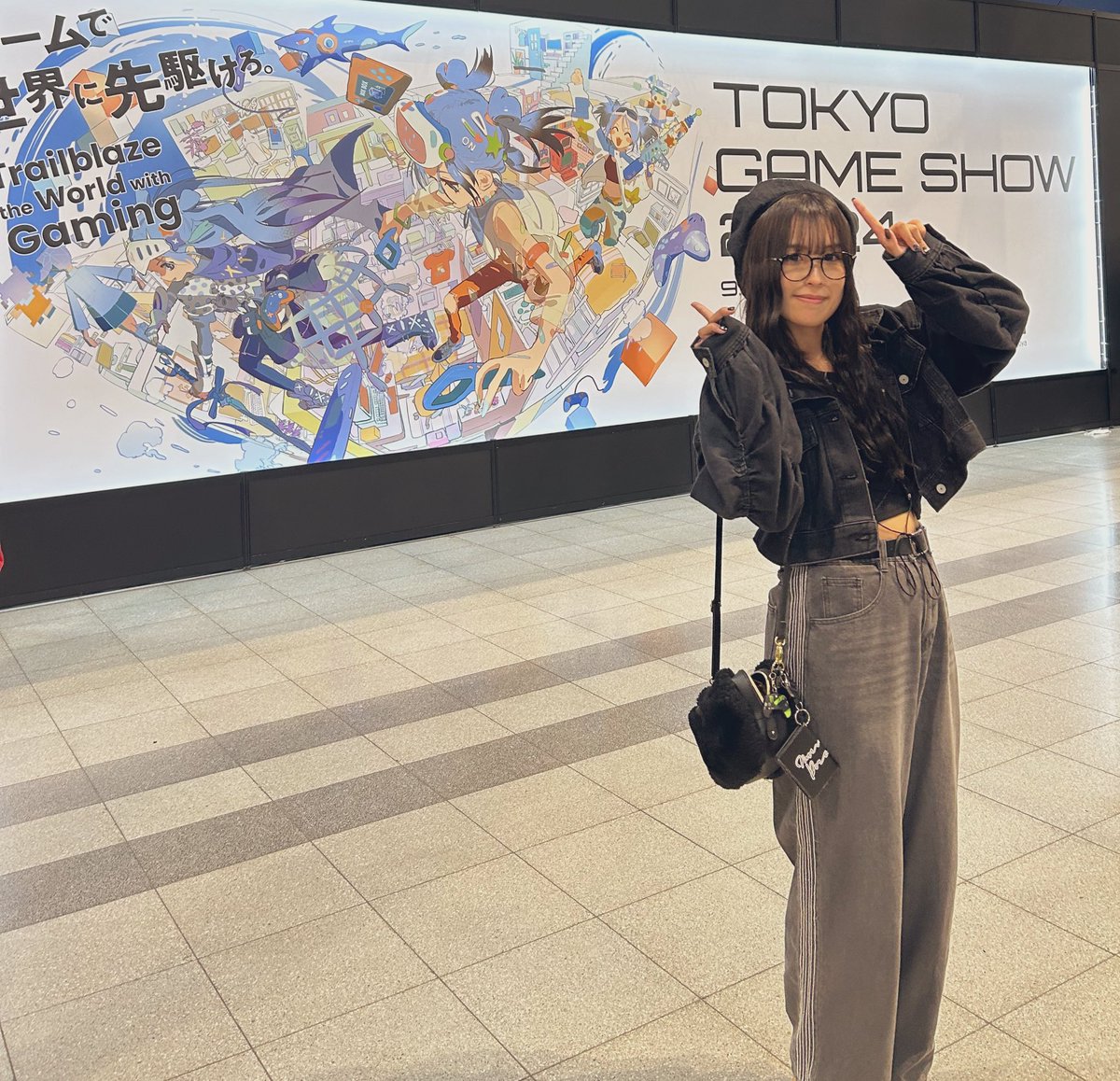exexexmk's tweet photo. 東京ゲームショー最終日💜
そしてmildom最後のイベント。
みなさんありがとうございました。
そして最後飾れて私は幸せです。
皆さんに出会えて幸せです。
またご縁がありますように。
それぞれの道これからが大変だけど
みんな同じ気持ち。
共に頑張りましょう🔥
 #mildom  #TGS  #TokyoGameShow2024 https://t.co/hcozeXPa7h