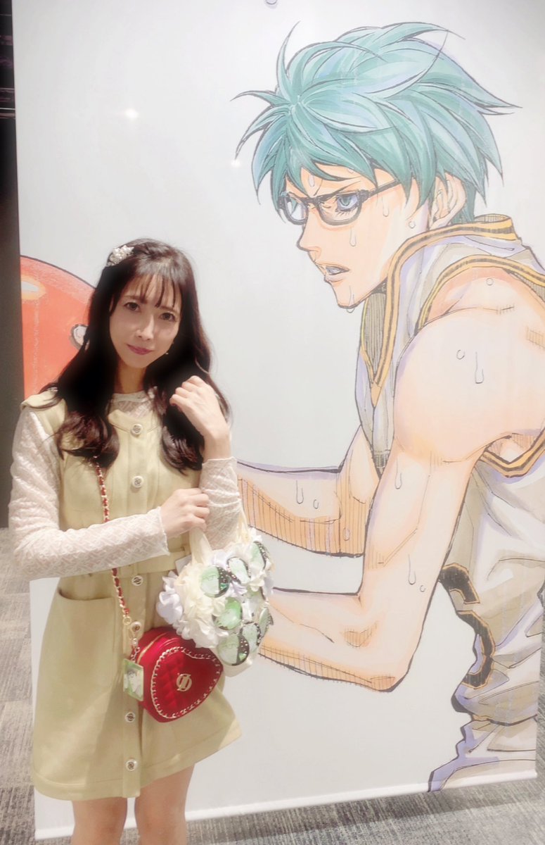 Smaridomi's tweet photo. #黒バス展大阪に行ってきました 

大阪…遠い…でも行ってよかった

❤真太郎❤とのかけがえのない時間❤️
らぶらぶな思い出がまた増えたの嬉しい💝

ここでもご親切にお声かけていただき写真撮ってもらいました✨ありがとうございます❣️

#黒子のバスケ #黒バス展 https://t.co/YsEkY6I9C7