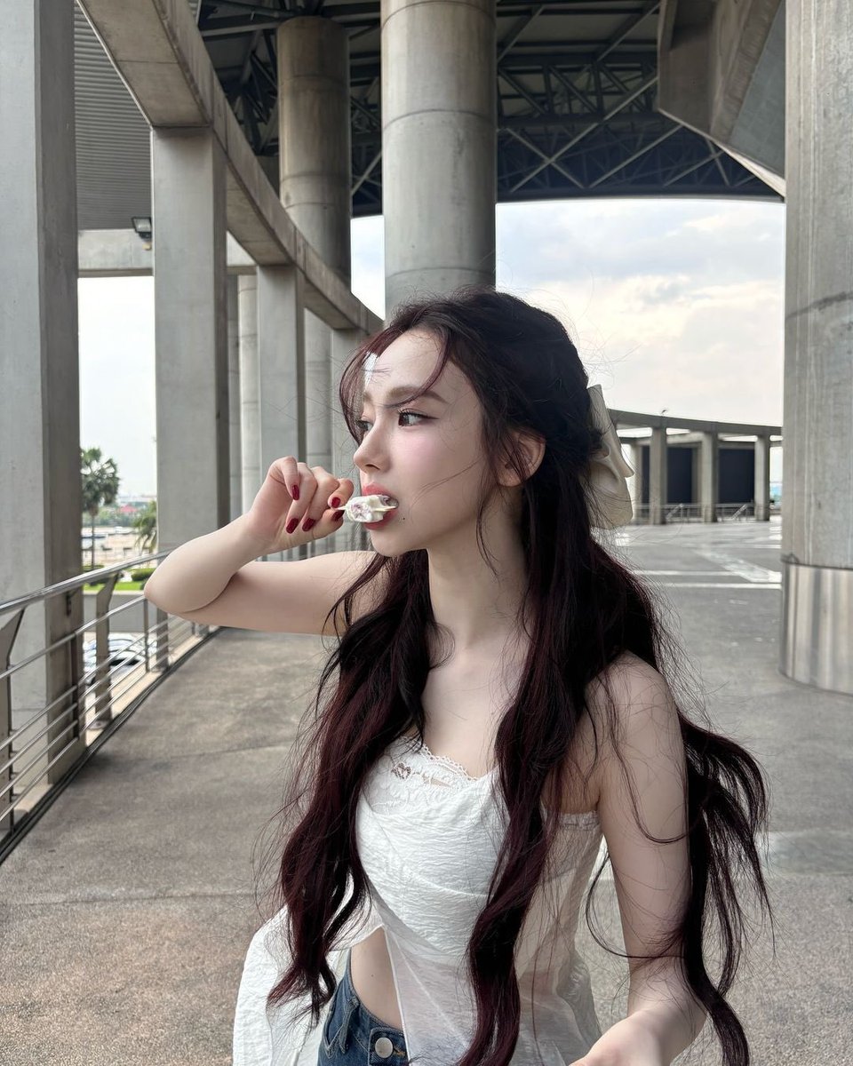 bleevding's tweet image. 