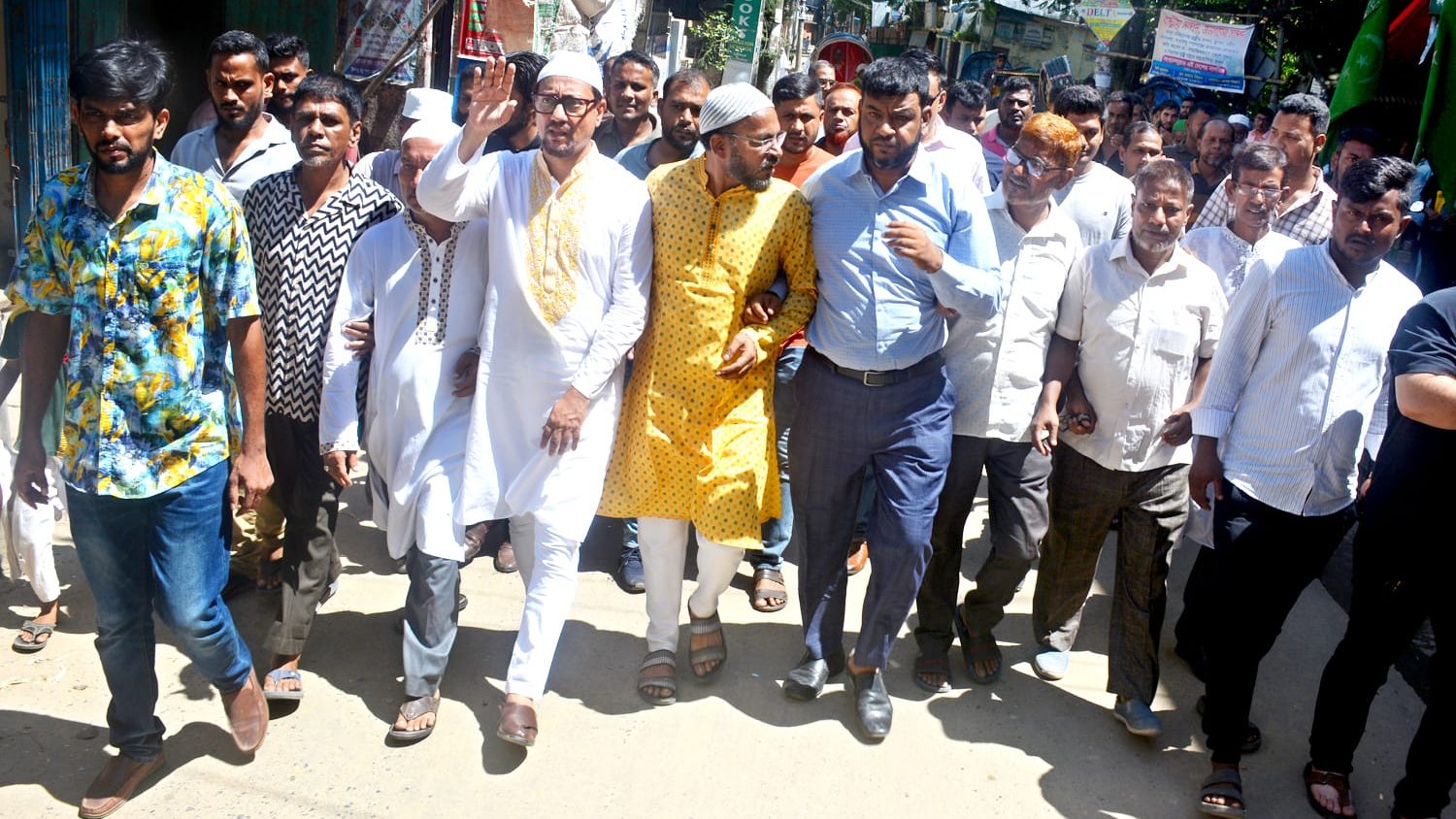 অস্ত্রধারী, সন্ত্রাসী ও চাঁদাবাজদের অবিলম্বে গ্রেফতার করুন: ডা. শাহাদাত হোসেন