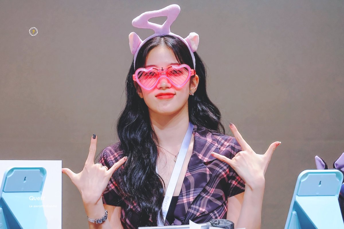 Quest_kzh's tweet photo. 240906
초미녀얼굴에 초딩력..🤟

#르세라핌 #LE_SSERAFIM #카즈하 #KAZUHA #カズハ https://t.co/LlbXrrg6Tq