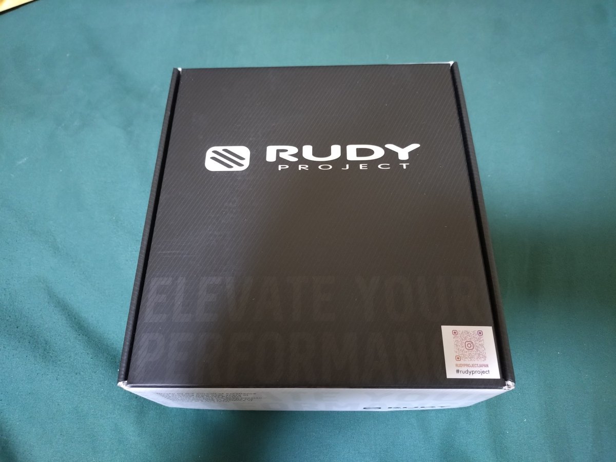 SHO_bikelife's tweet image. アイウェア届いた😆✨

マプシービジョンさんで度入りを作りました😁✨

これでロードバイクが更に楽しくなるぞ😆✨

丁寧な仕事、ありがとうございます♪

#RUDYPROJECT #マプシービジョン #アイウェア #サングラス #ロードバイク