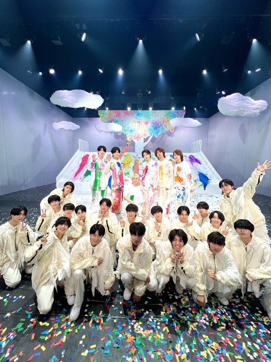 jr_official_X's tweet photo. 【 🎪Theater 】

#7MEN侍 が主演をつとめる舞台
『 #MASSARA 』
本日ついに全てのステージが終演しました☁️🤍🫧🪽

たくさんのご来場、ご声援、そして彩りを、
ありがとうございました🛝✨🌳

7 MEN 侍
#中村嶺亜 #佐々木大光 #本髙克樹 #菅田琳寧 #今野大輝 #矢花黎

#石渡大和 #大澤龍太郎 #岸蒼太 #小山龍之介 #末永光 #関翔馬 #髙橋曽良 #竹村実悟 #田仲陽成 #寺澤小十侑 #鍋田大成 #羽村仁成 #平田光寛 #堀口由翔 #松浦銀志 #三村航輝 #山越源斗 #渡邉心
#阿達慶🎂 #千井野空翔