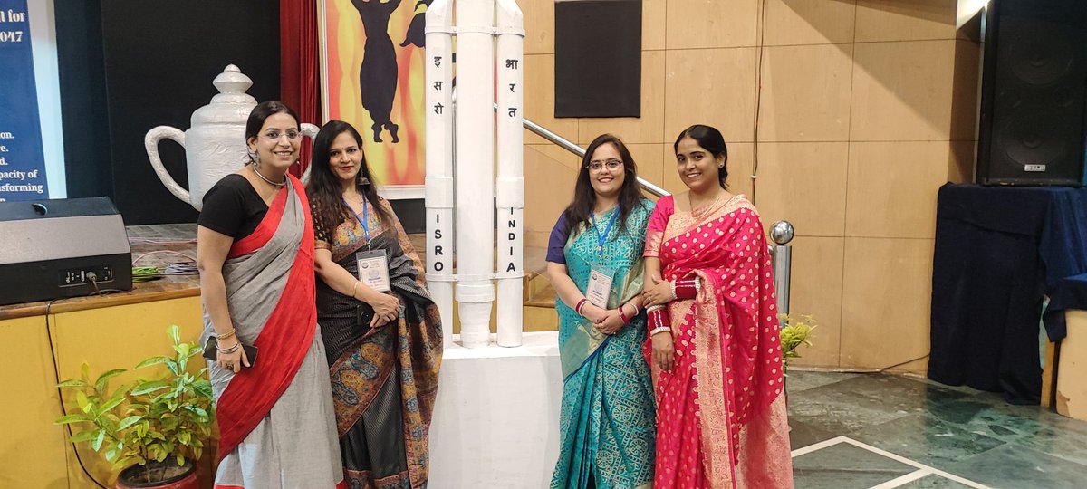 Anushka1106's tweet photo. Privileged to be part of Ahlcon Intnl Educators Summit 2.0. A great event with a great learning. Representing the state Andhra Pradesh. Gratitude to my mentors for giving me this opportunity. @y_sanjay @Kavita_hm @pntduggal @ashokkp @sdg4all #viksitbharat2047 #educatorssummit https://t.co/2T9oiTLD5U