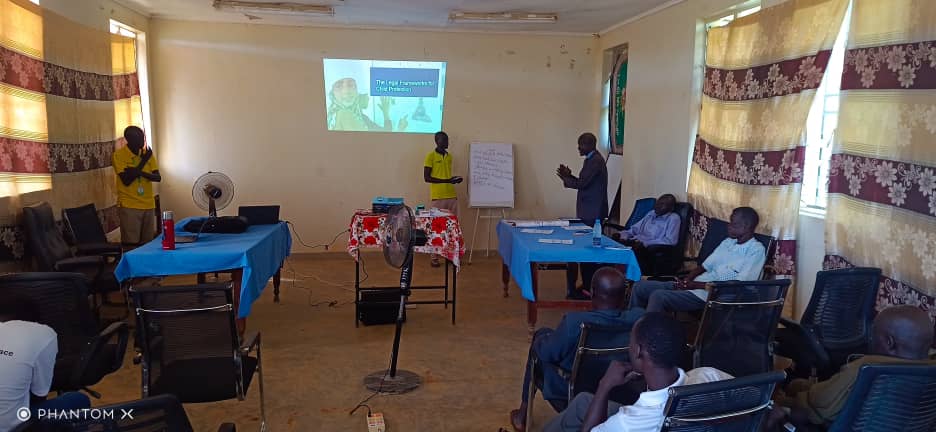 TOCH South Sudan (@sudantoch) on Twitter photo Just wrapped up a groundbreaking 2-day training in Aweil with 30 Child Protection & Justice for Children Actors! Together, weโre advocating for the rights of children and strengthening protective systems. Huge thanks to TOCH, UNICEF, and our generous donors! #CP
<a href="/unicefssudan/">UNICEF South Sudan</a> Just wrapped up a groundbreaking 2-day training in Aweil with 30 Child Protection & Justice for Children Actors! Together, weโre advocating for the rights of children and strengthening protective systems. Huge thanks to TOCH, UNICEF, and our generous donors! #CP
<a href="/unicefssudan/">UNICEF South Sudan</a>