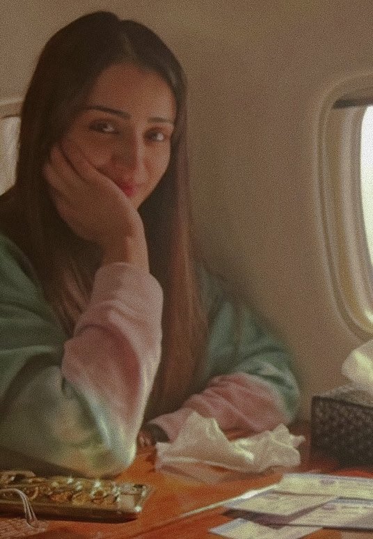 GYowNQNbwAAvgbf?format=jpg&name=900x900