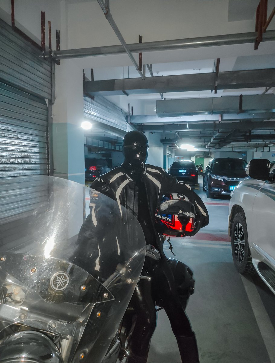 The Dark Knight takes you to visit Lhasa