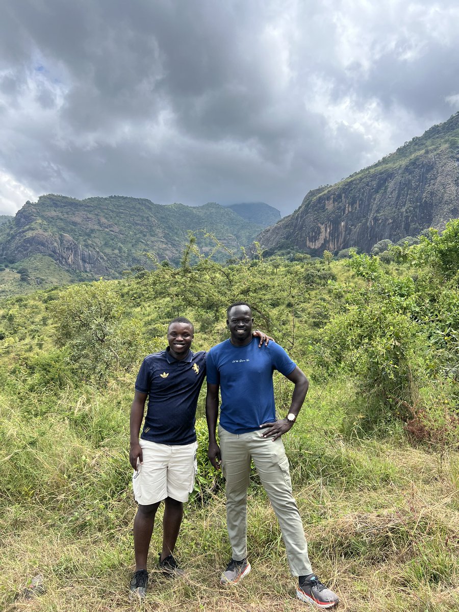 razakomia's tweet photo. An amazing Sunday hiking Mountain Moroto! Beautiful place, beautiful people 😊 https://t.co/4vf9B5AfE0